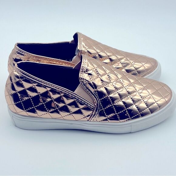 Rose Gold Slip On Sneakers Size 39 Brand Unknown Excellent Condition - Picture 8 of 9